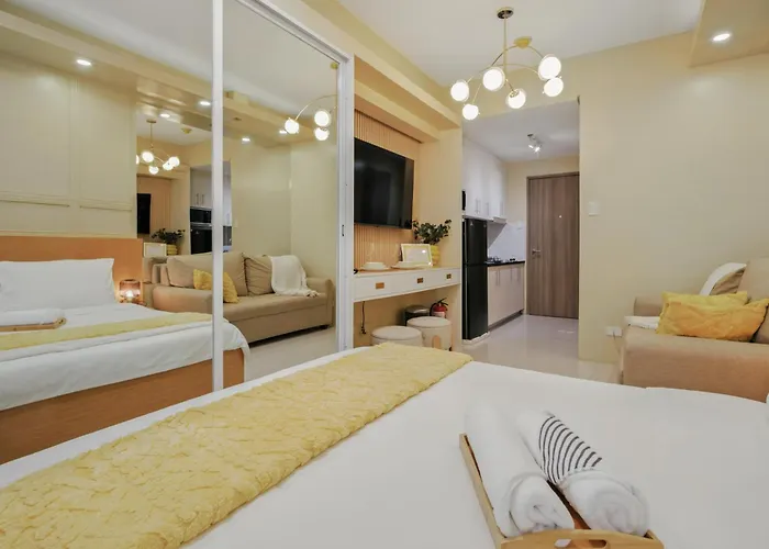The Sunny Flat At Fame Residences Near Sm Megamall, Shangrila Manila
