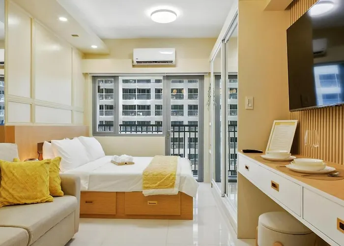 Aparthotel The Sunny Flat At Fame Residences Near Sm Megamall, Shangrila 4*
