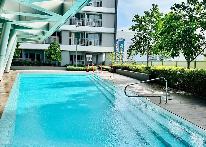 The Sunny Flat At Fame Residences Near Sm Megamall, Shangrila Aparthotel 4*