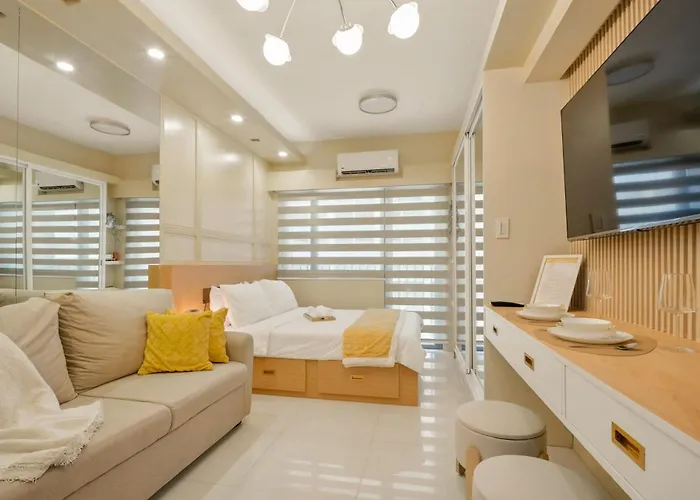 Aparthotel The Sunny Flat At Fame Residences Near Sm Megamall, Shangrila